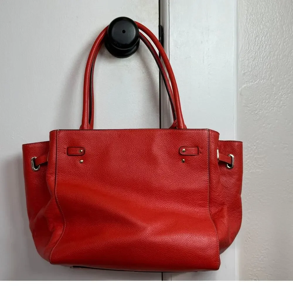 Coach Red Gold Detailed Turnlock Tie Medium Tote Purse‎ Bag